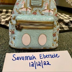 MMA CAROUSEL LOUNGEFLY